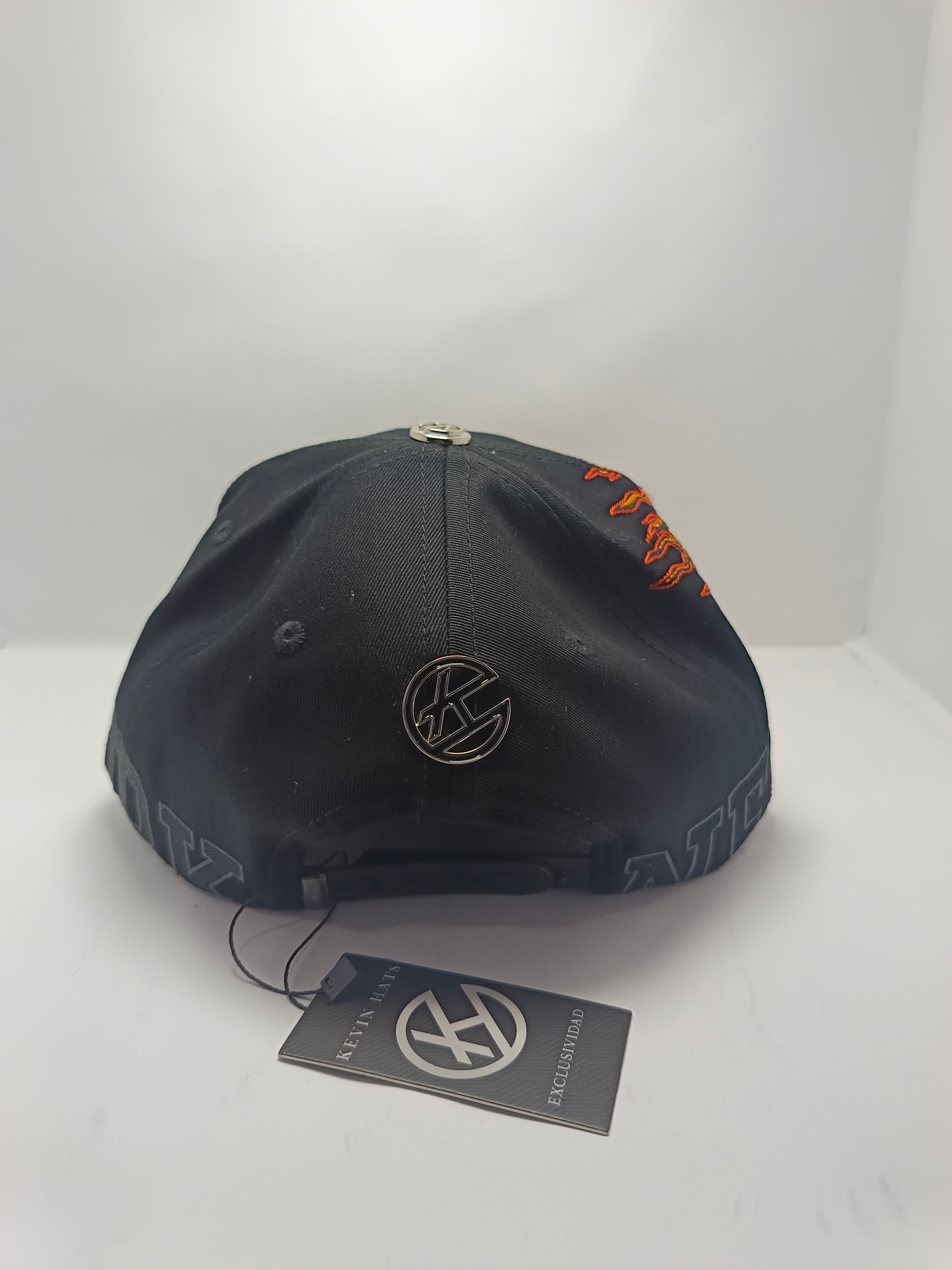 Big Boss x Kevin Hats Skull Flames Negra